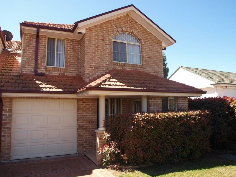 7/11 Ramona Street, Quakers Hill NSW 2763