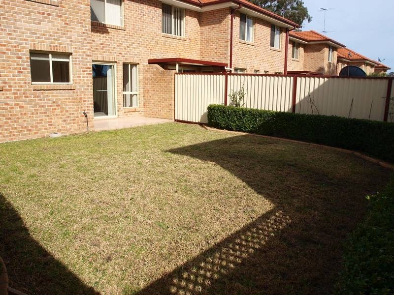 7/11 Ramona Street, Quakers Hill NSW 2763