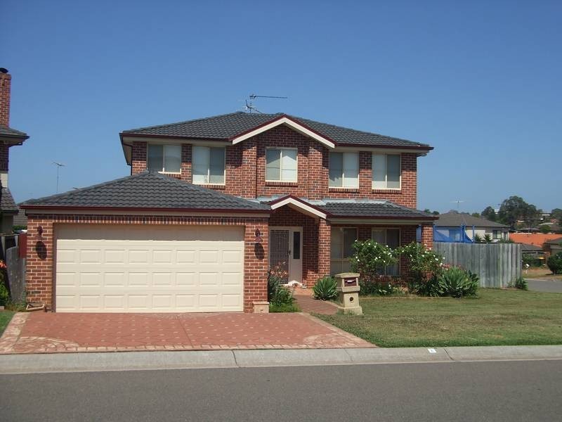 2 Apache Grove, Stanhope Gardens NSW 2768