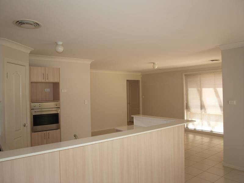 73 Midlands Terrace, Stanhope Gardens NSW 2768