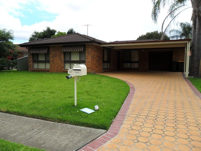 90 Pye Road, Quakers Hill NSW 2763