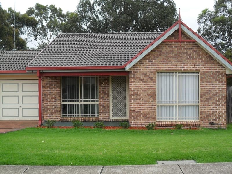 2/8 Hillcrest Road, Quakers Hill NSW 2763