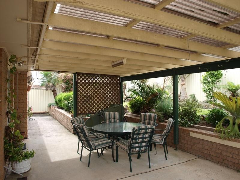 50 Summerfield Avenue, Quakers Hill NSW 2763