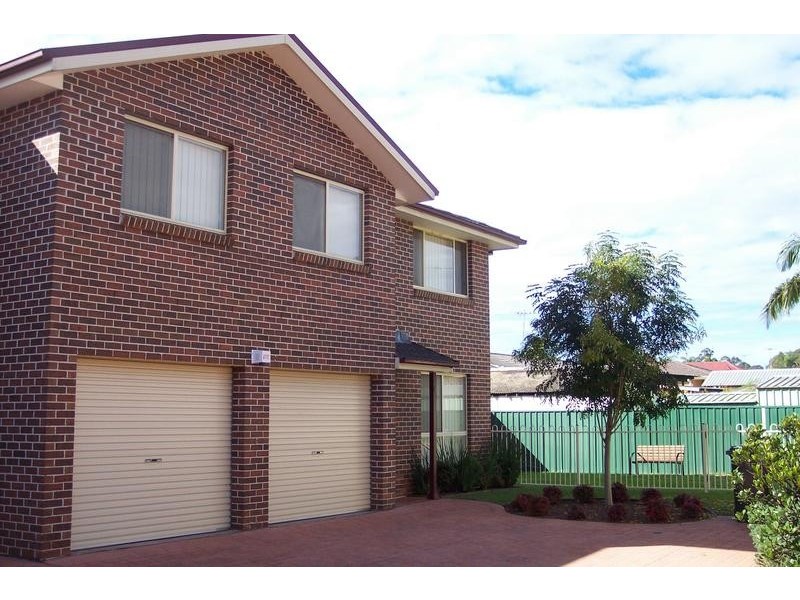 4/73 Eastern Road, Quakers Hill NSW 2763