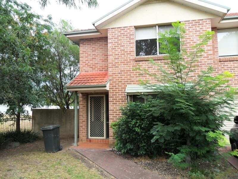 3/45 Farnham Rd, Quakers Hill NSW 2763