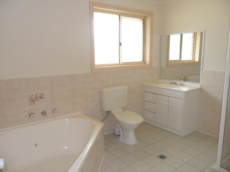 3/45 Farnham Rd, Quakers Hill NSW 2763