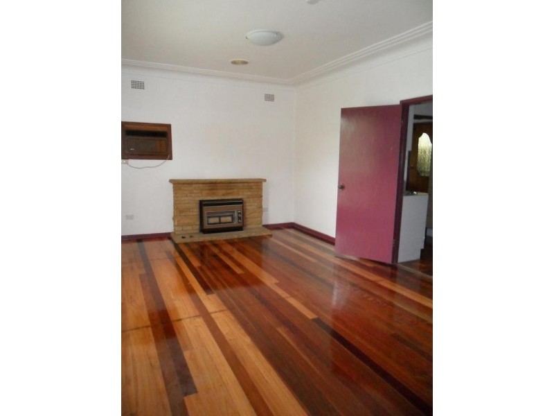 11 Anne Avenue, Seven Hills NSW 2147