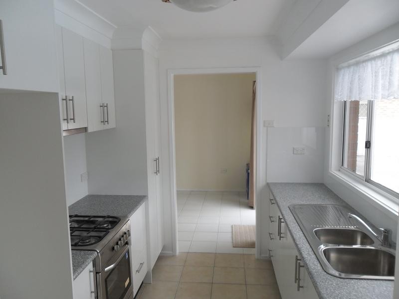 6 Penn Crescent, Quakers Hill NSW 2763