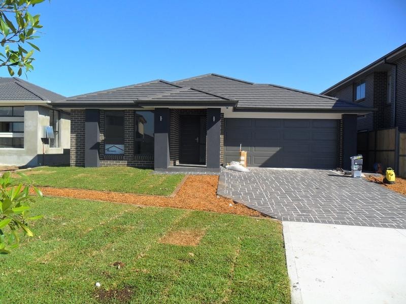 7 Emperor Avenue, The Ponds NSW 2769