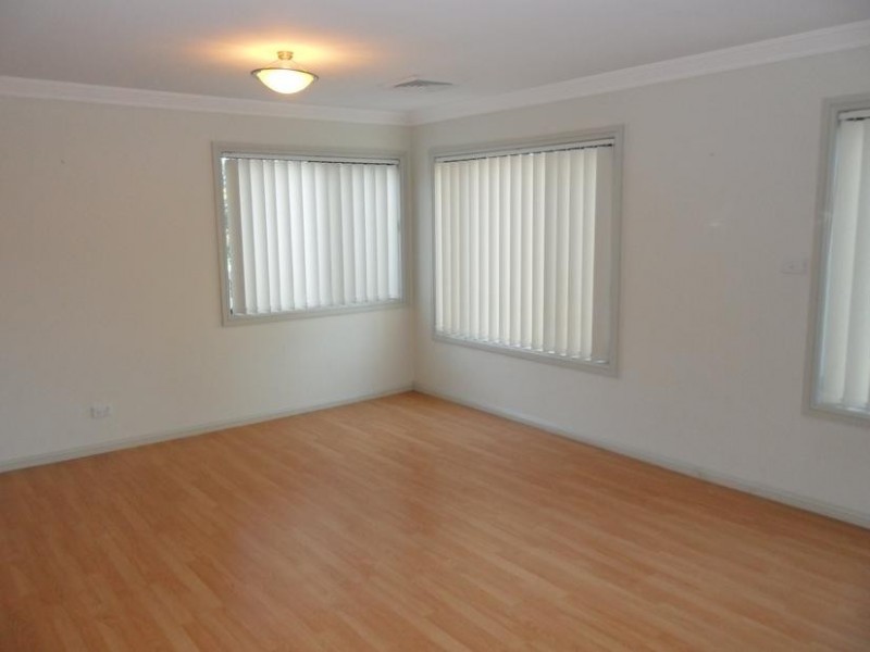 20 Candlenut Grove, Parklea NSW 2768