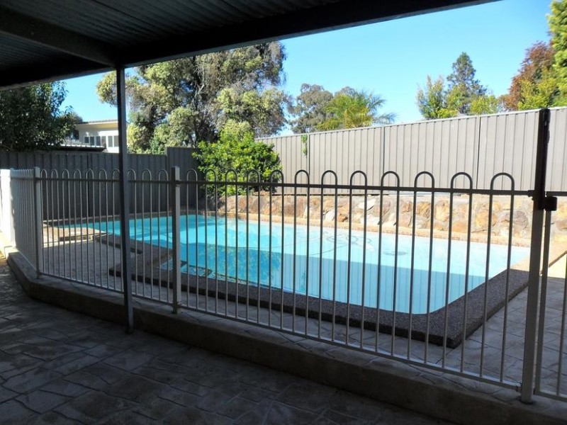 115 Vardys Road, Lalor Park NSW 2147