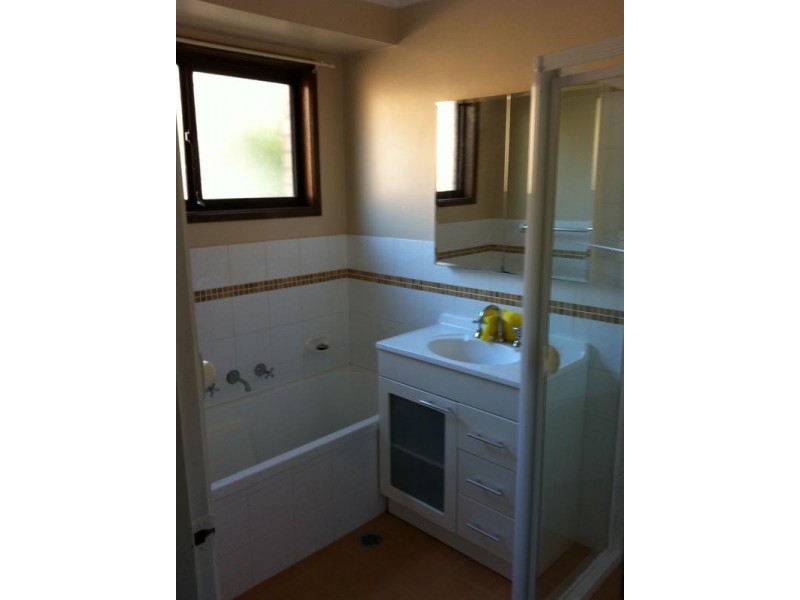 4 Narcissus Avenue, Quakers Hill NSW 2763