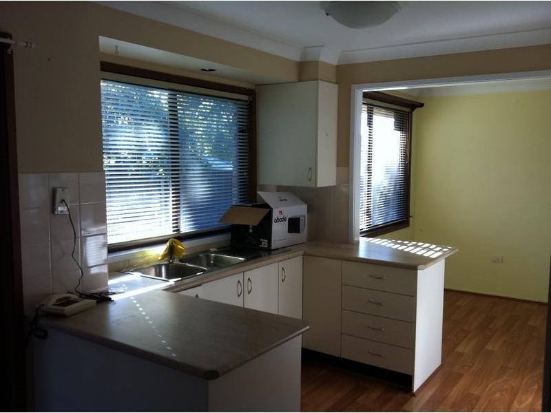 4 Narcissus Avenue, Quakers Hill NSW 2763