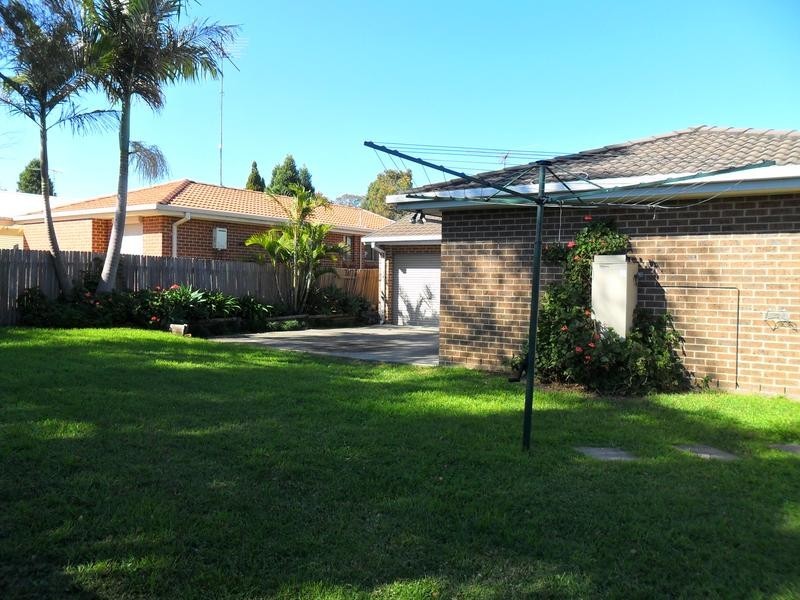 6 Nagle Way, Quakers Hill NSW 2763