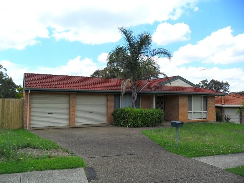 41 Hillcrest Road, Quakers Hill NSW 2763
