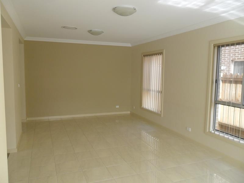 42 Widgeon Road, The Ponds NSW 2769