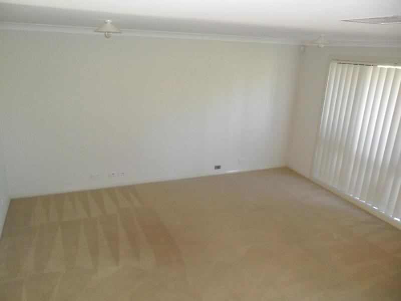 128 Stanhope Parkway, Stanhope Gardens NSW 2768