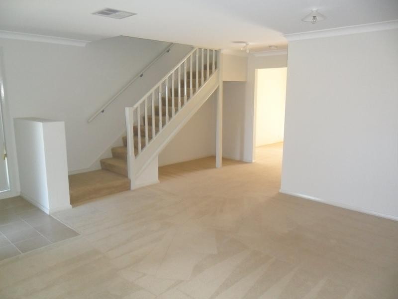 128 Stanhope Parkway, Stanhope Gardens NSW 2768