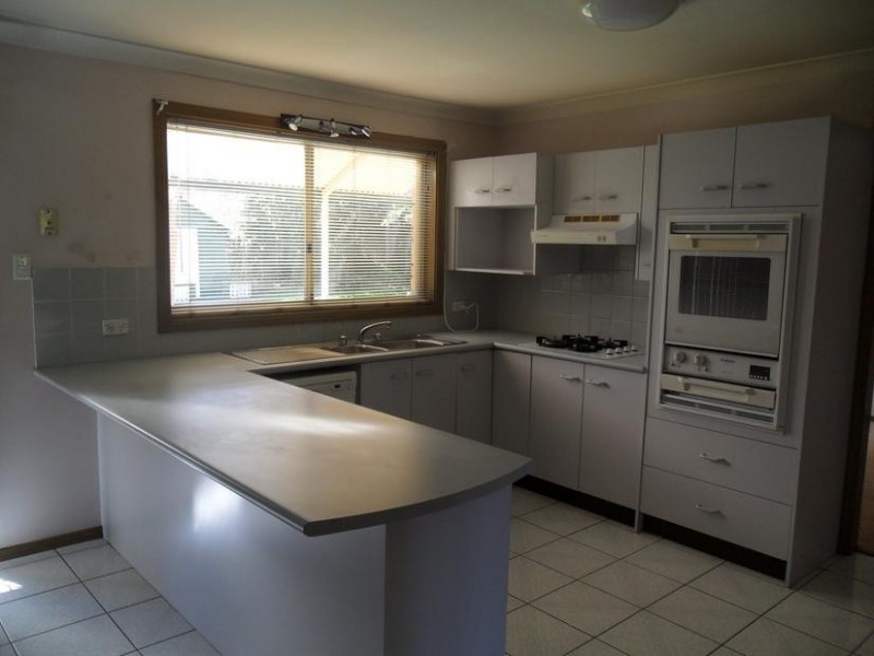 106 Summerfield Avenue, Quakers Hill NSW 2763