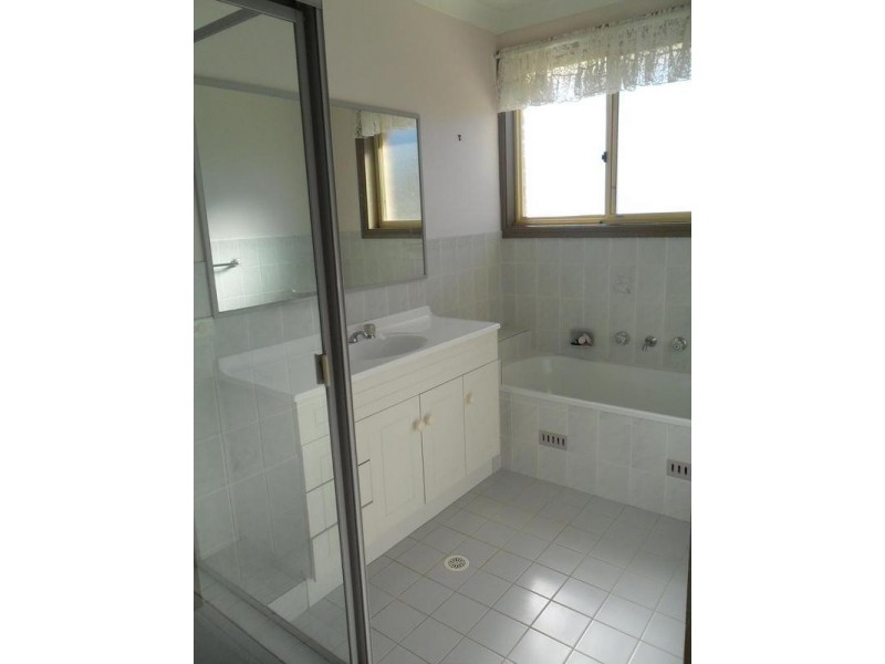 106 Summerfield Avenue, Quakers Hill NSW 2763