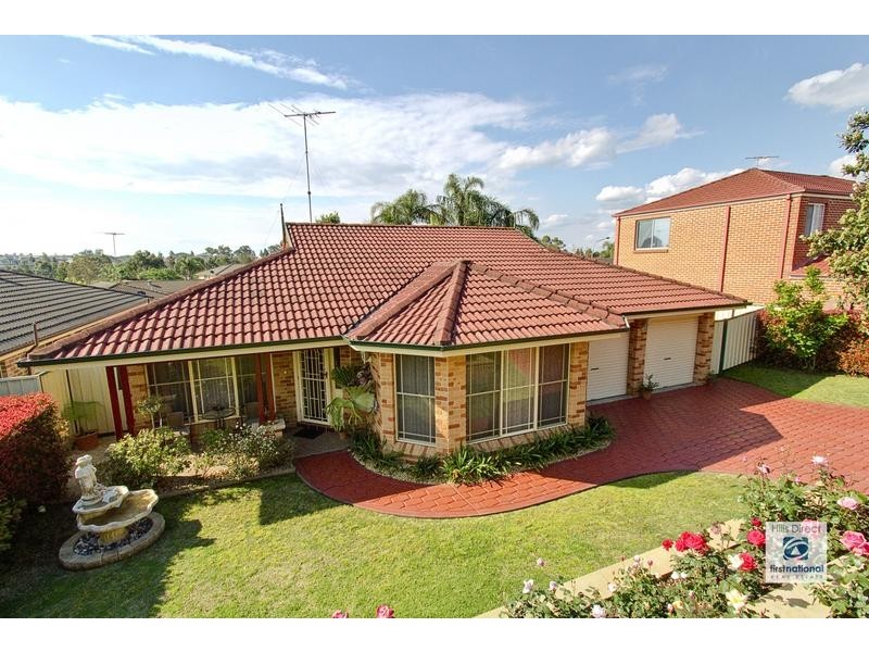 5 Fan Way, Stanhope Gardens NSW 2768
