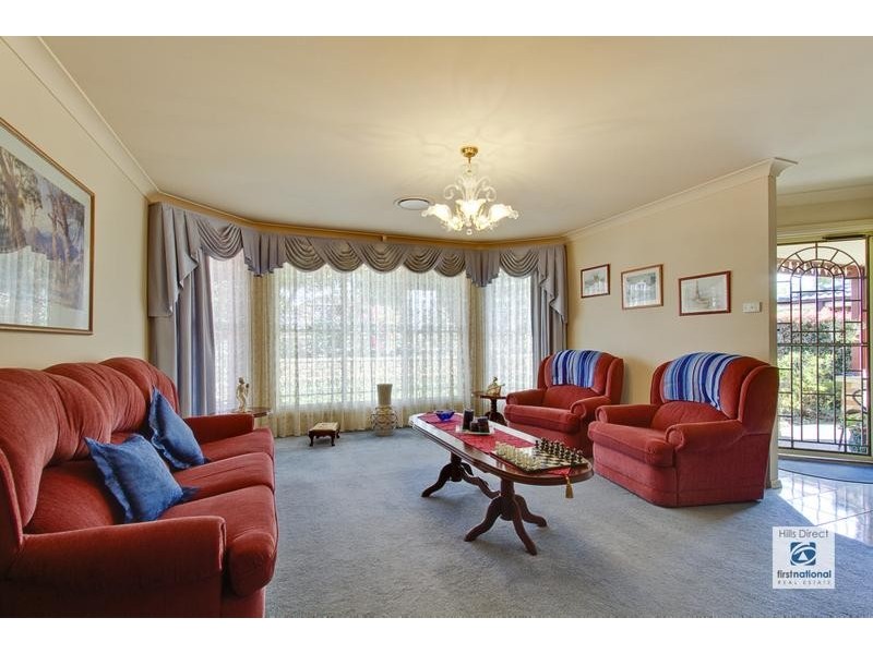 5 Fan Way, Stanhope Gardens NSW 2768