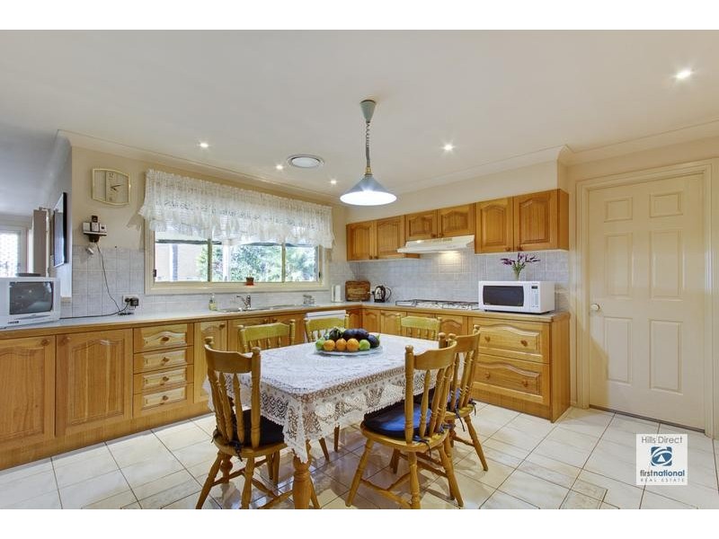 5 Fan Way, Stanhope Gardens NSW 2768