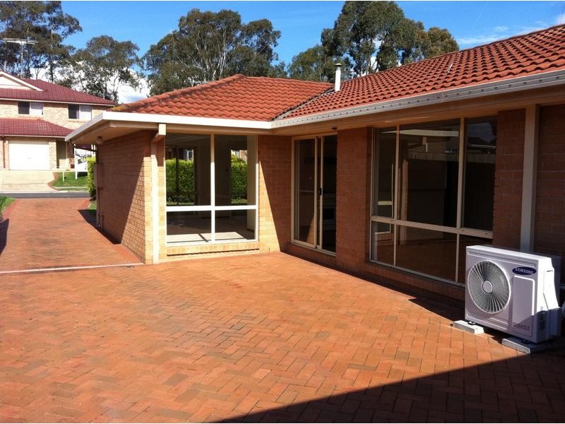 8 Foxwood Avenue, Quakers Hill NSW 2763