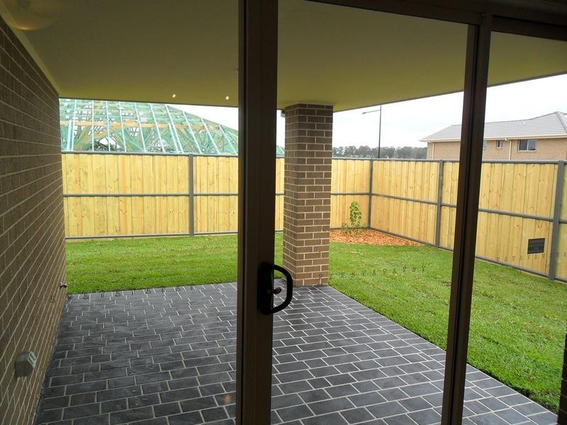 9 Peppermint Fairway, The Ponds NSW 2769