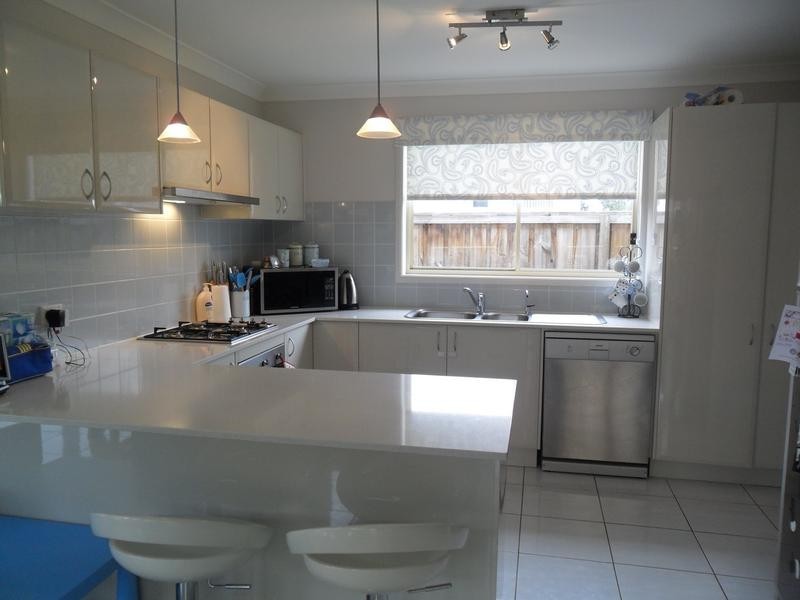 5 Oadby Place, Stanhope Gardens NSW 2768