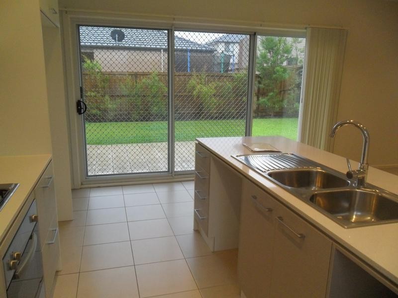 14 Claremont St, Kellyville Ridge NSW 2155