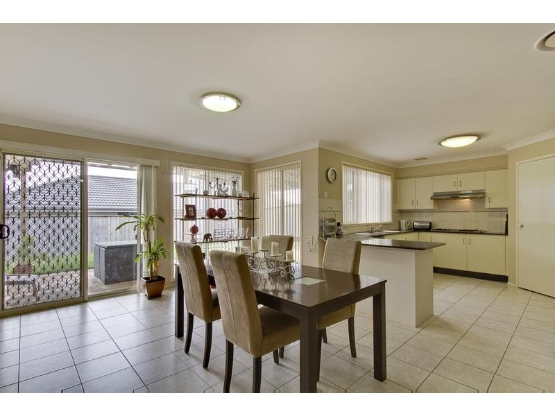 12 Linton Street, Stanhope Gardens NSW 2768