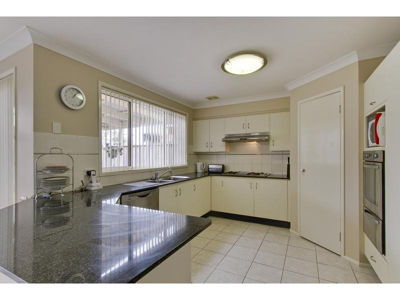 12 Linton Street, Stanhope Gardens NSW 2768