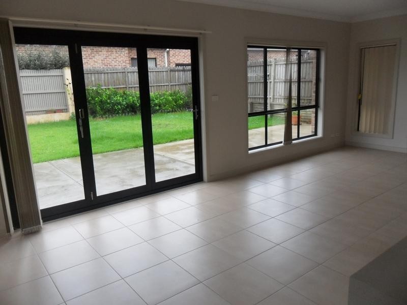 16 Rawson Street, Stanhope Gardens NSW 2768