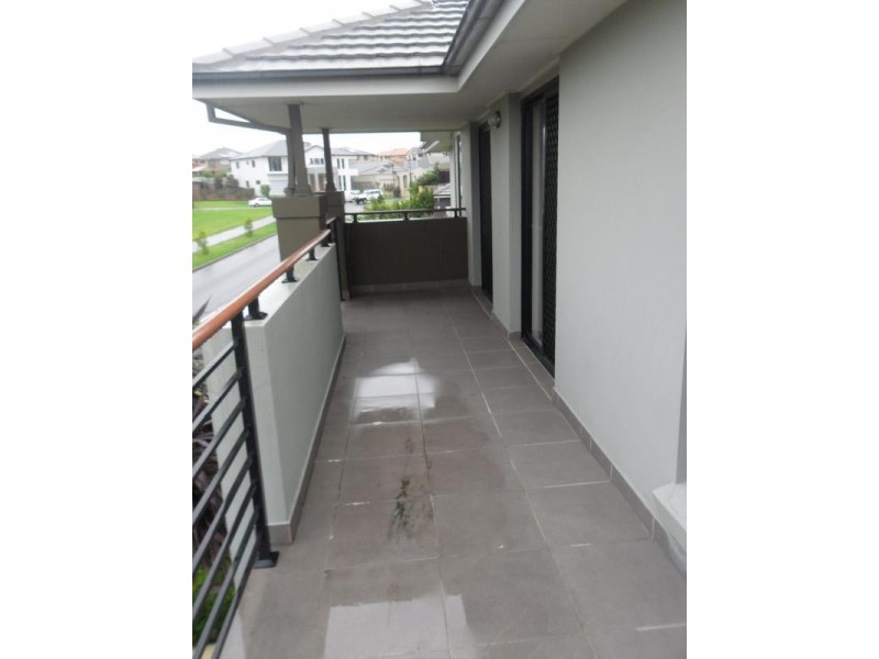 16 Rawson Street, Stanhope Gardens NSW 2768