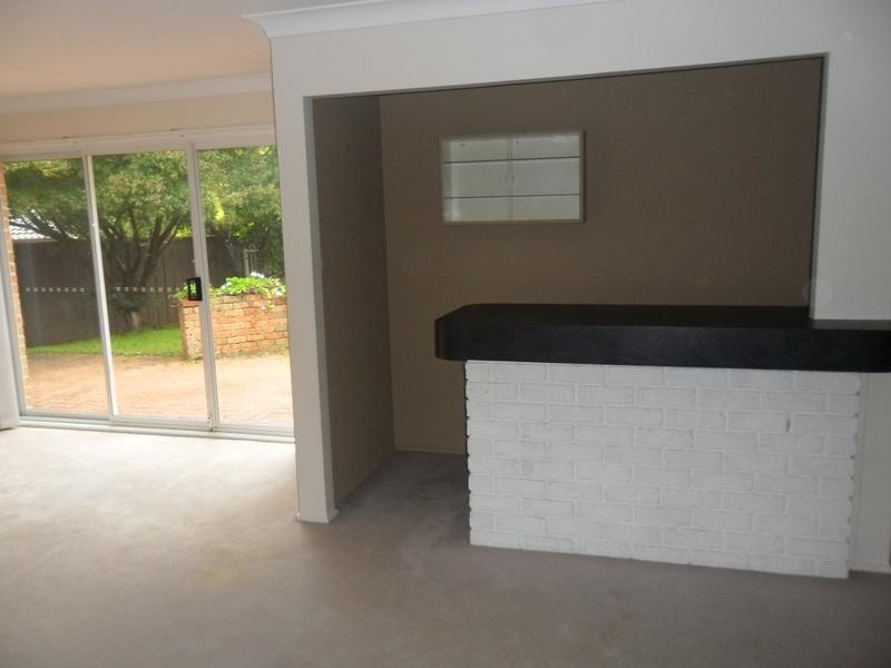 4 Carmel Close, Baulkham Hills NSW 2153