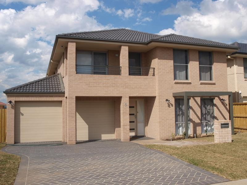 5 Rainford St, Stanhope Gardens NSW 2768