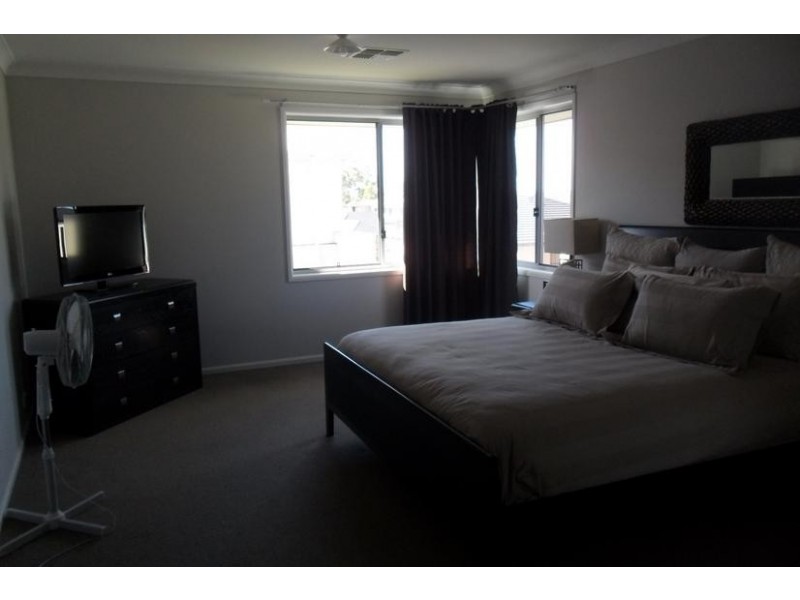 5 Rainford St, Stanhope Gardens NSW 2768