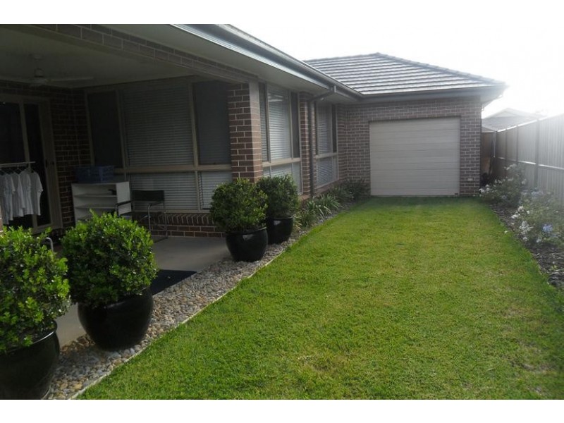 27 Whitewood Cres, Kellyville Ridge NSW 2155