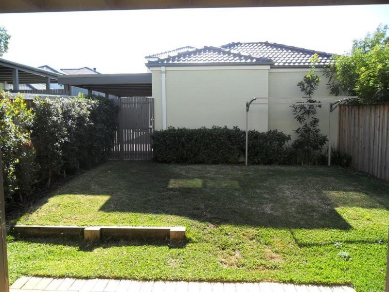128 Stanhope Parkway, Stanhope Gardens NSW 2768
