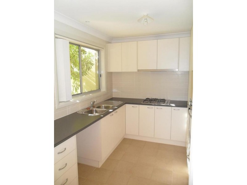 128 Stanhope Parkway, Stanhope Gardens NSW 2768
