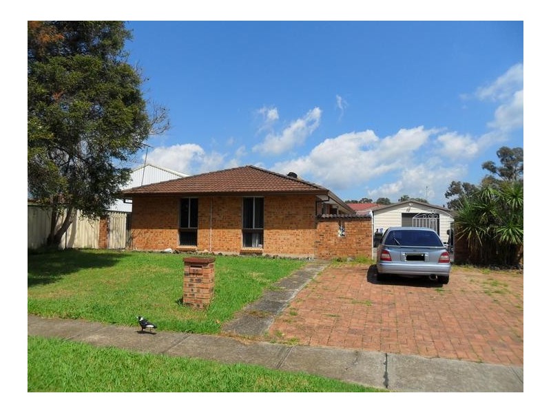 30 Sycamore Crescent, Quakers Hill NSW 2763