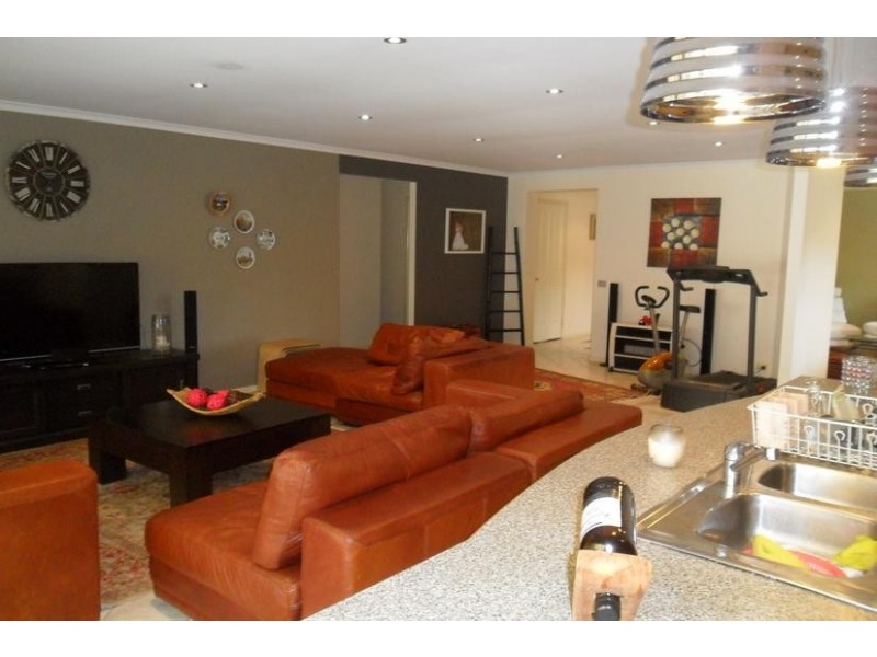 5 Dakota Court, Stanhope Gardens NSW 2768