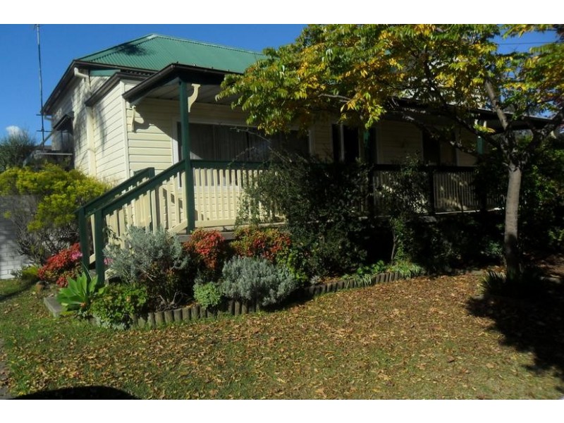 77 Bungaree Rd, Pendle Hill NSW 2145