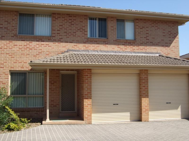 4/30 Lalor Rd, Quakers Hill NSW 2763