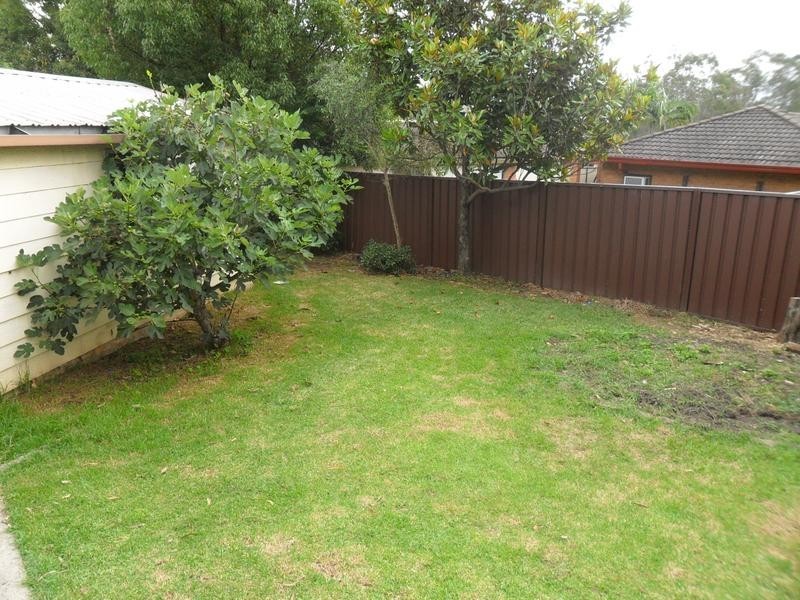 42 Narcissus Ave, Quakers Hill NSW 2763