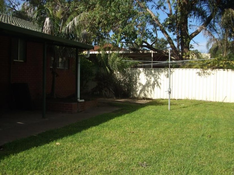 71 Railway Rd, Quakers Hill NSW 2763