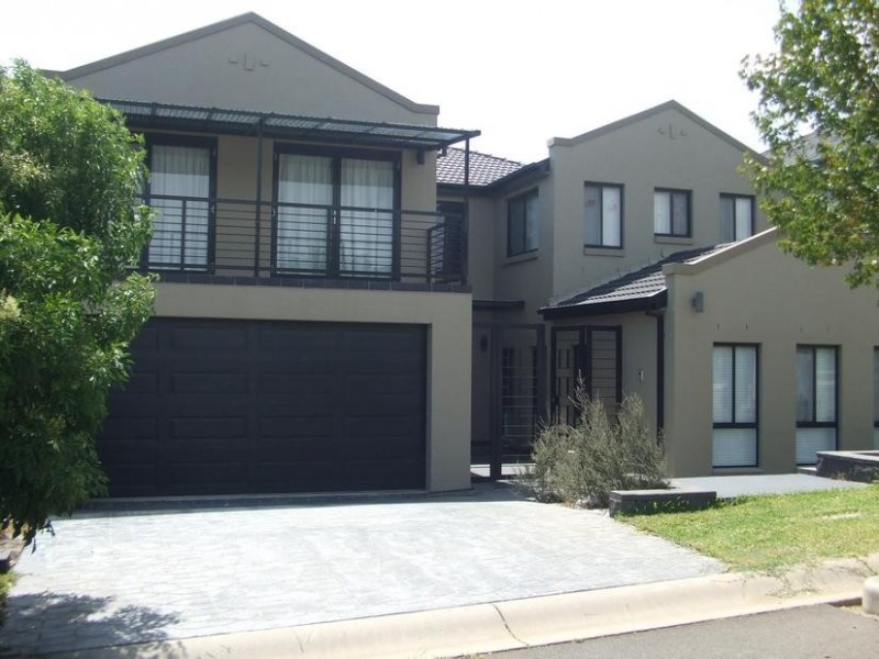 3 Elmstree Rd, Stanhope Gardens NSW 2768