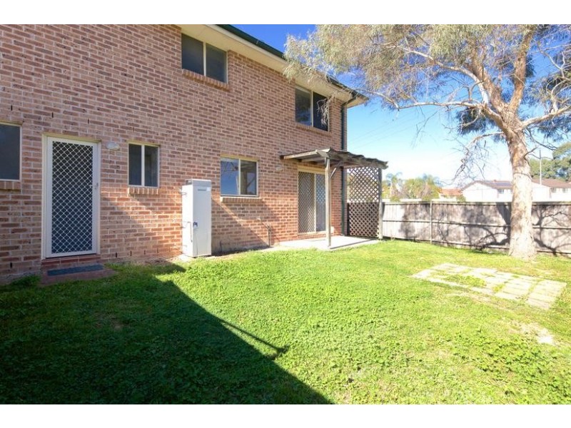37/45 Farnham Rd, Quakers Hill NSW 2763