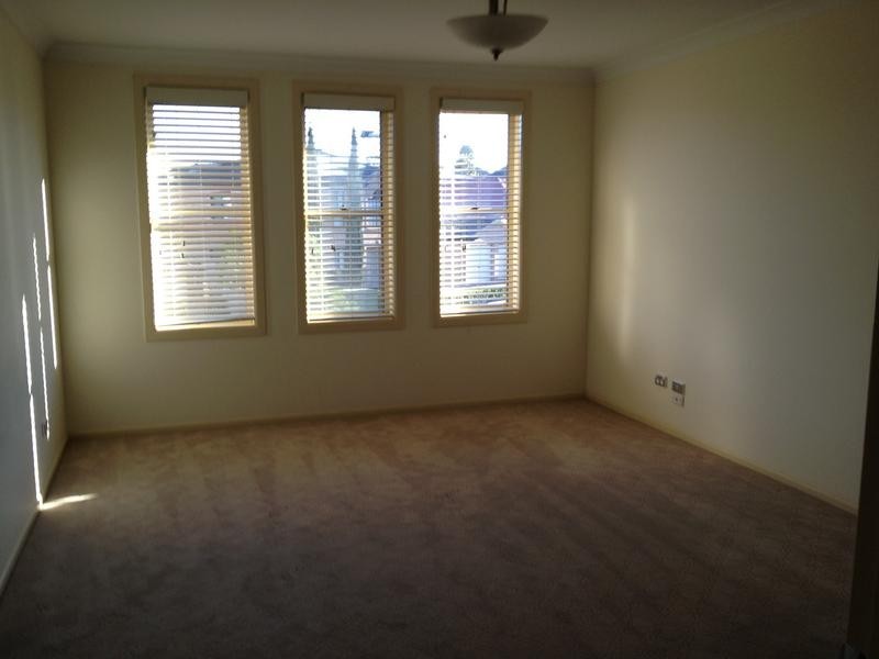 19 Damien Dr, Parklea NSW 2768